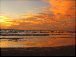 08.-sunset-cable-beach-broome-wa-.jpg