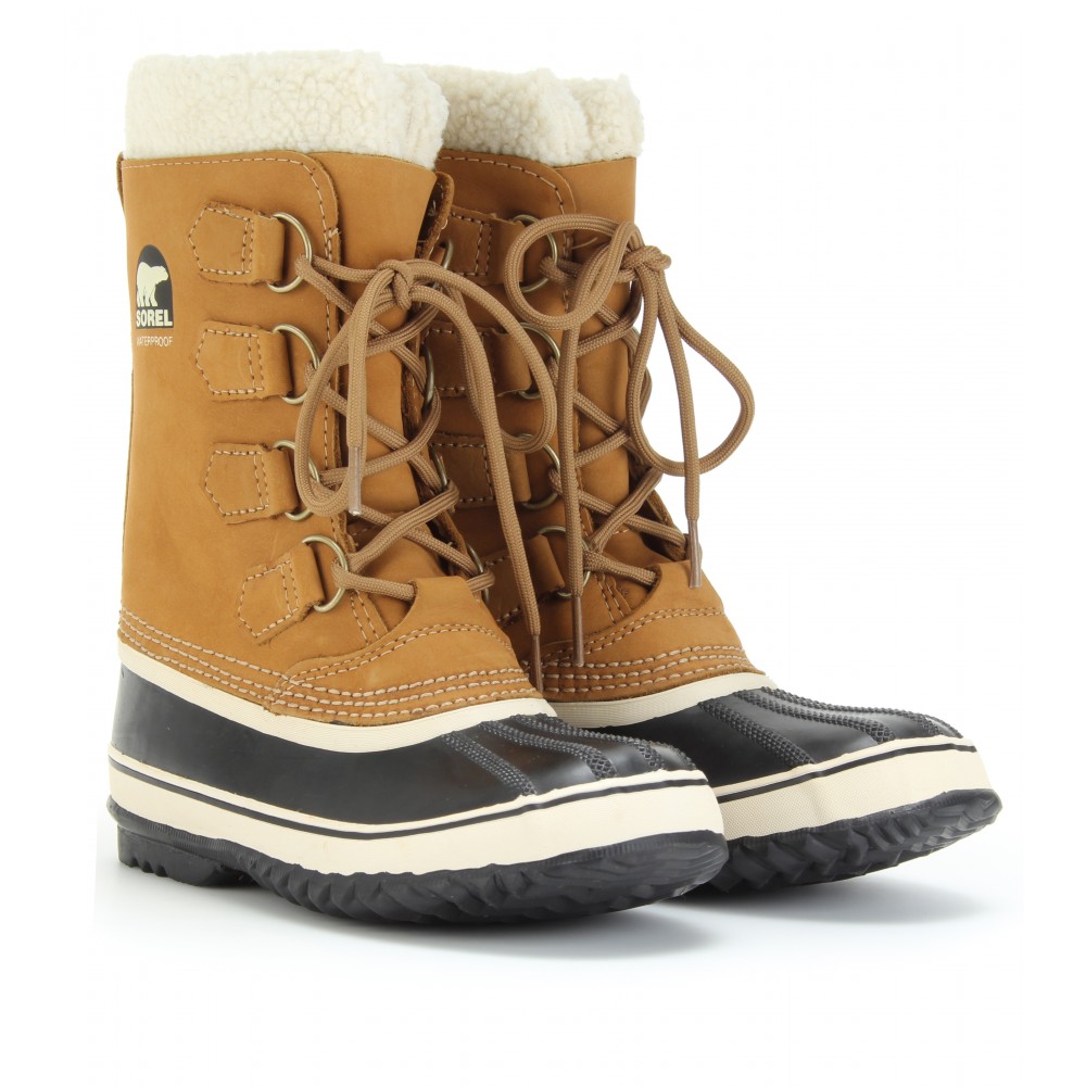 Nom : P00048735-1964-PAC-2-SUEDE-AND-RUBBER-BOOTS--STANDARD.jpg
Affichages : 3868
Taille : 142,5 Ko