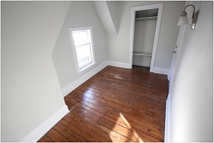 small-room.jpg