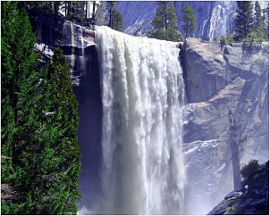 edenpics-com_005-080-vernal-falls-yosemite-national-park-seen-mist-trail-leadi.jpg