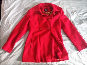 manteau-rouge.jpg