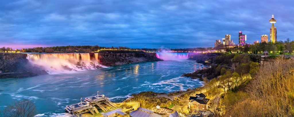 Chutes du Niagara Canada - weekend trips from Toronto