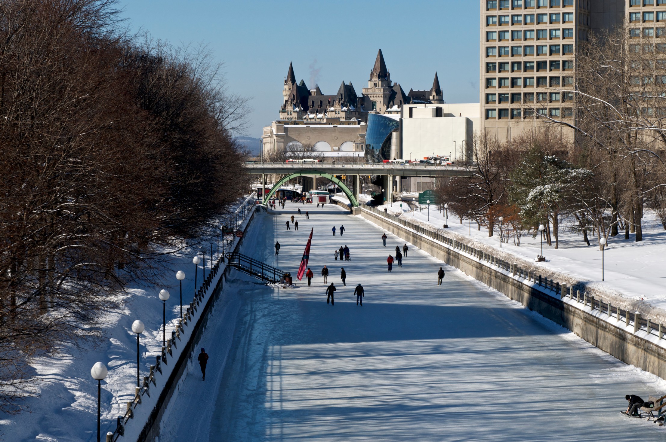 patin-glace-canal-rideau-pvt-canada