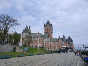 Karine reprise detudes Québec Métiers d'Avenir