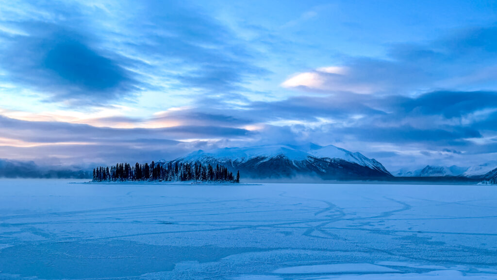 Lac Atlin en hiver