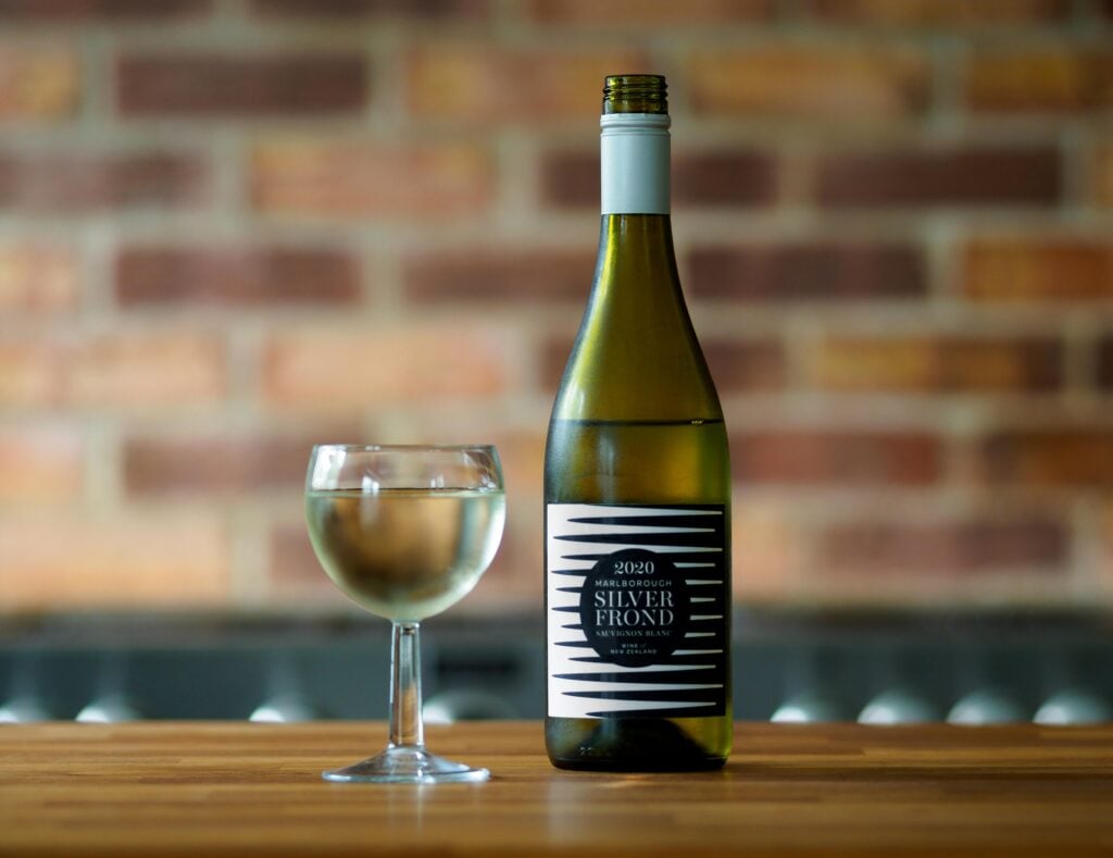 14 foods you must try in New Zealand: white wine
