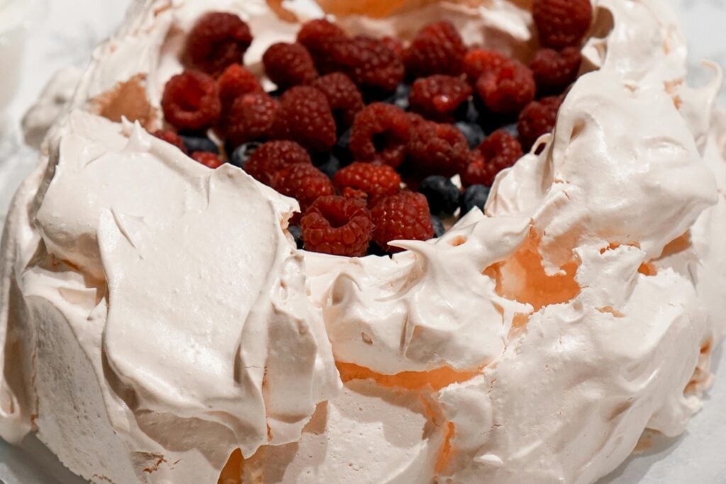 14 foods you must try in New Zealand: pavlova